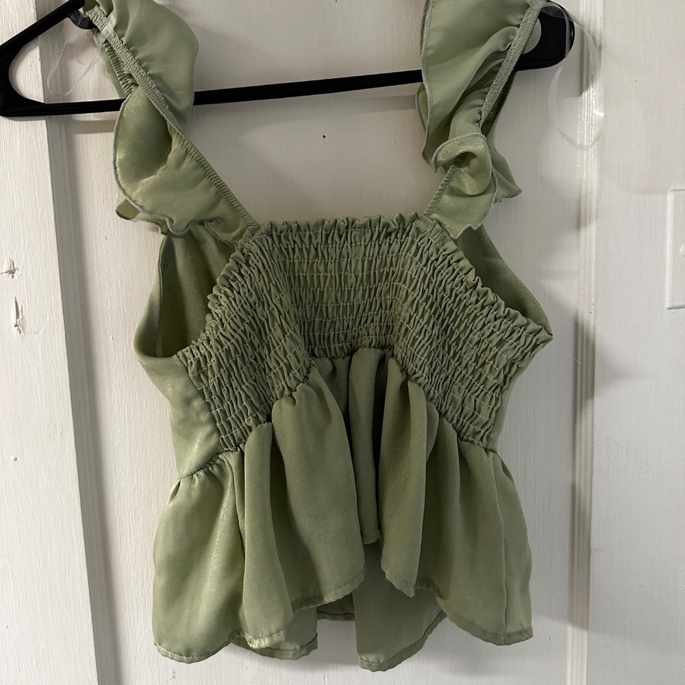 Altar’d State Ruffle Crop Top - Picture 3 of 3
